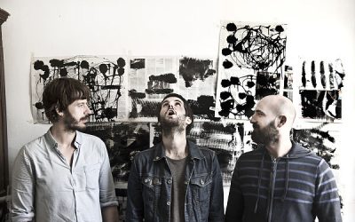 Sacco zuzenean diskoa aurkezten